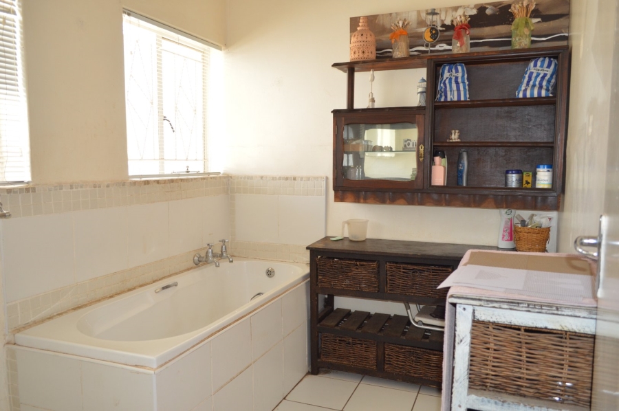 4 Bedroom Property for Sale in Stilfontein North West